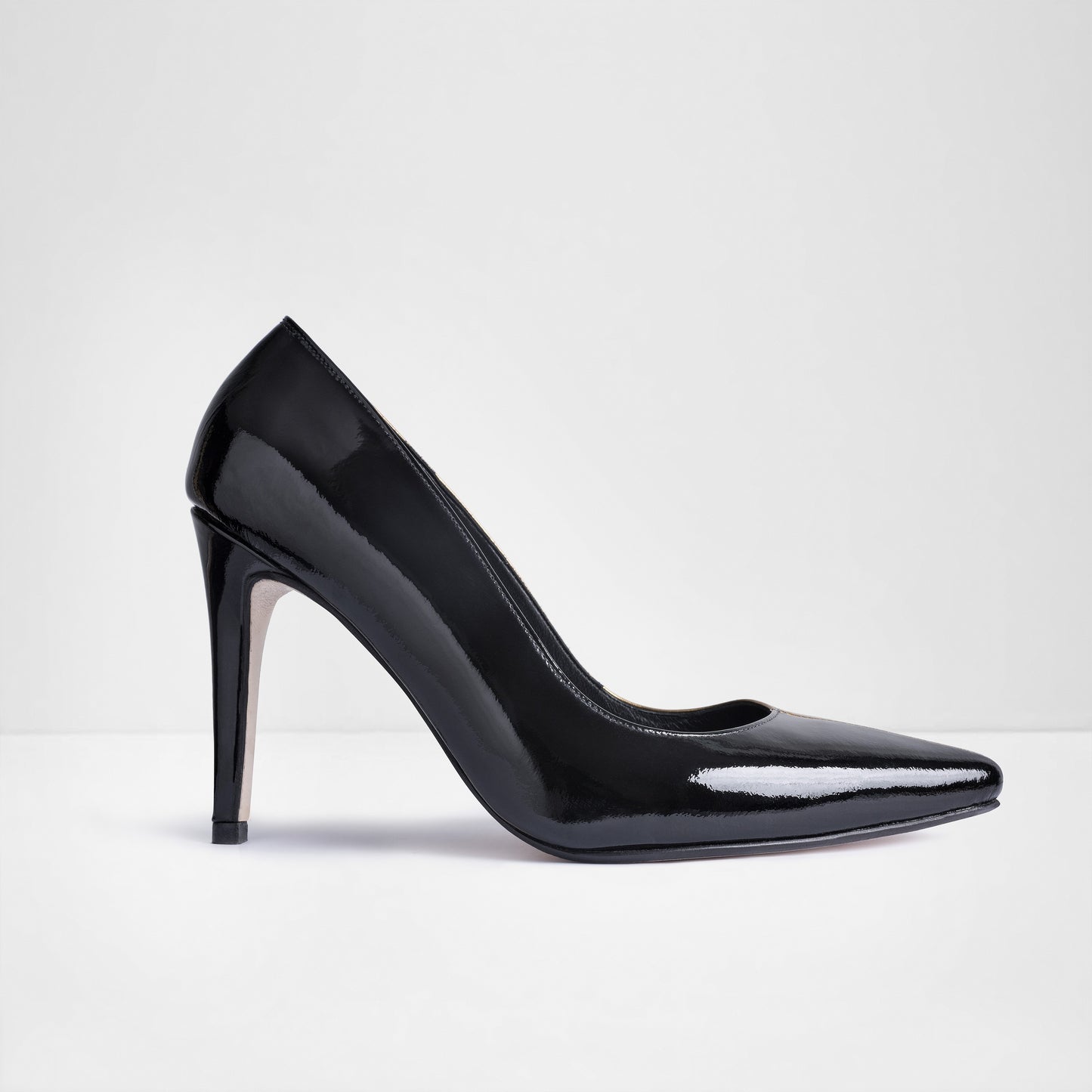 Sapato Feminino Le Scarpin Lupita