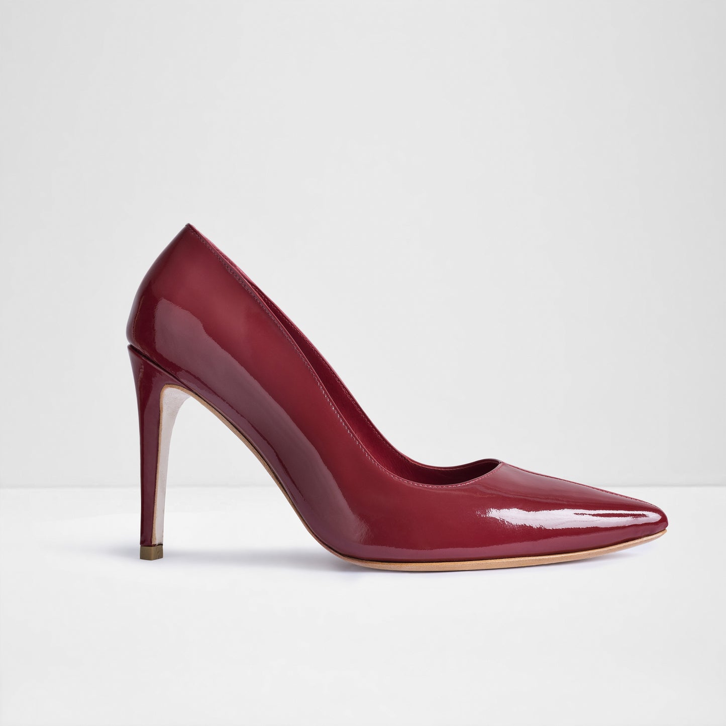 Scarpin Amal - vermelho opaco e vermelho brilhoso